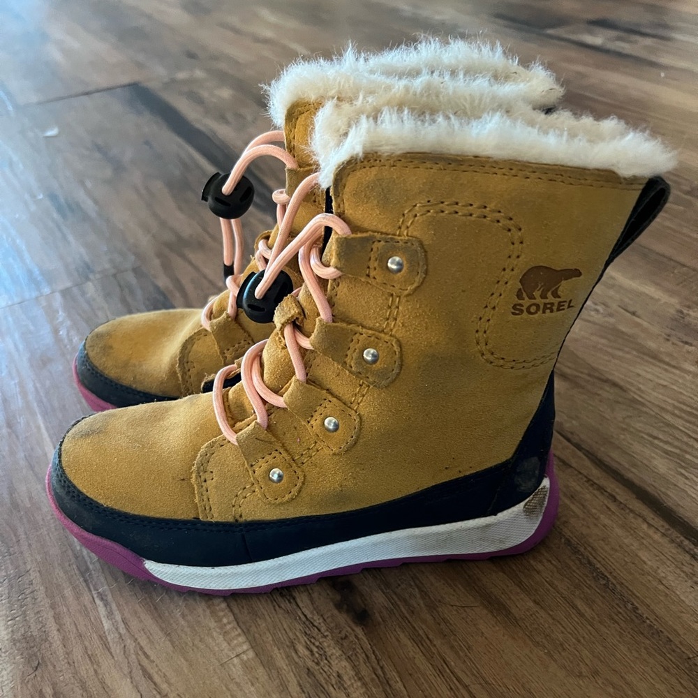 Girls winter boots
